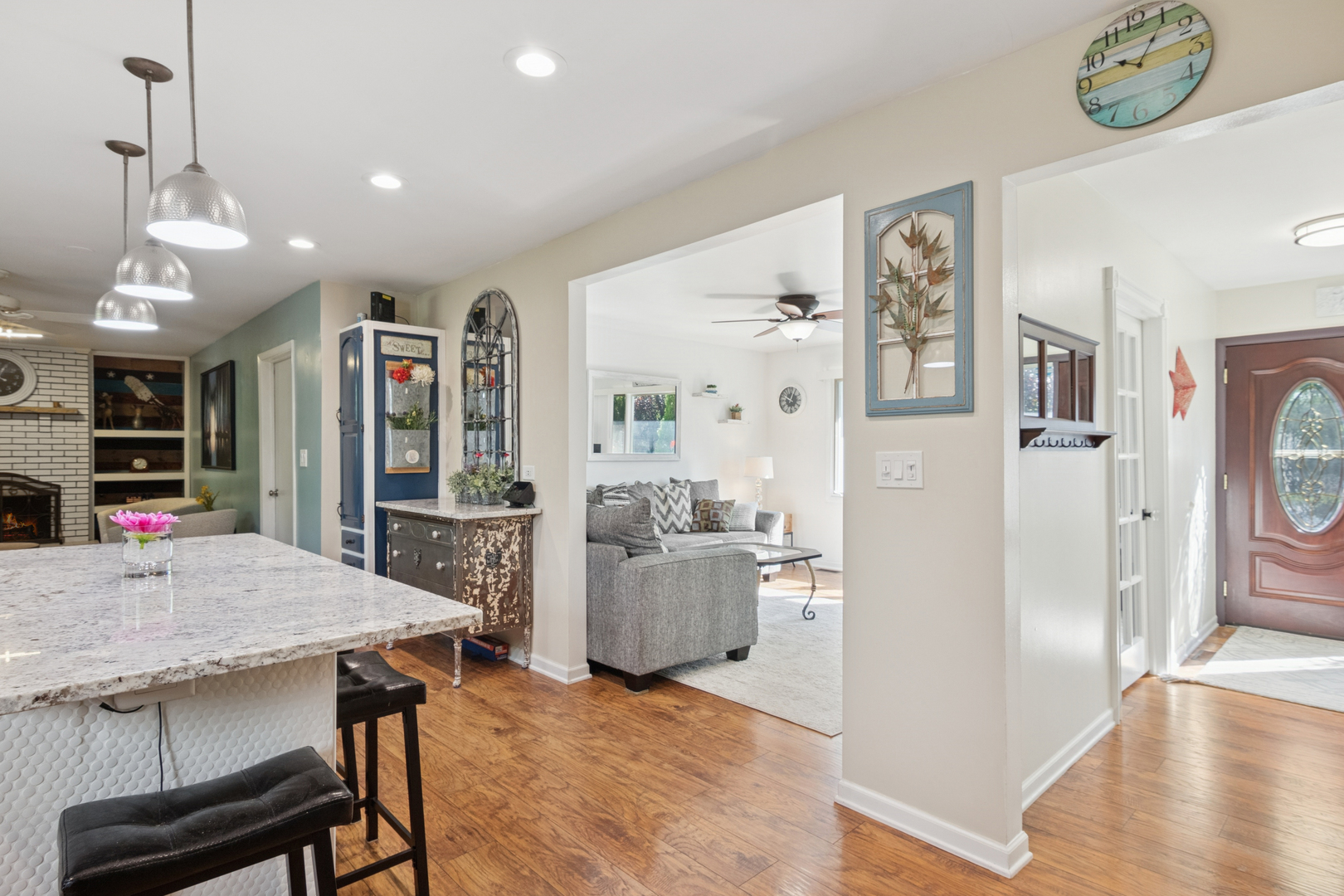 466 Melrose Court, Elgin, IL 60123