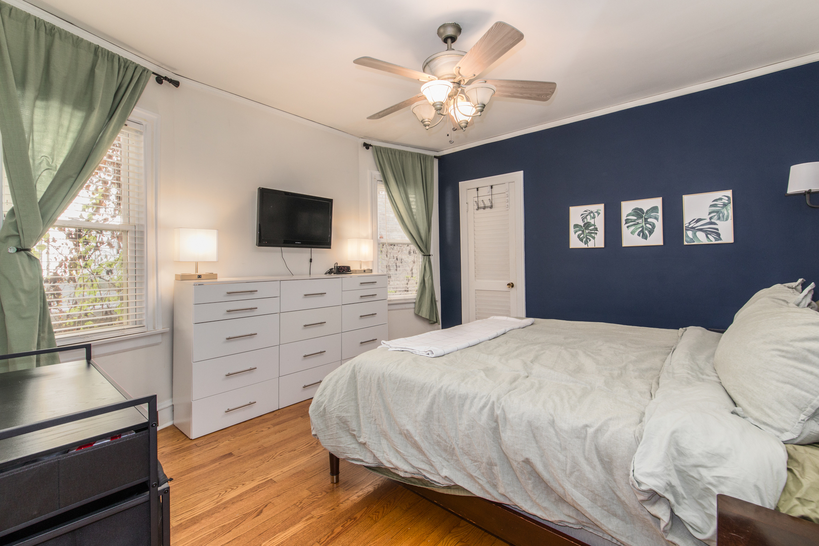 1710 N Newland Avenue, Chicago, IL 60707