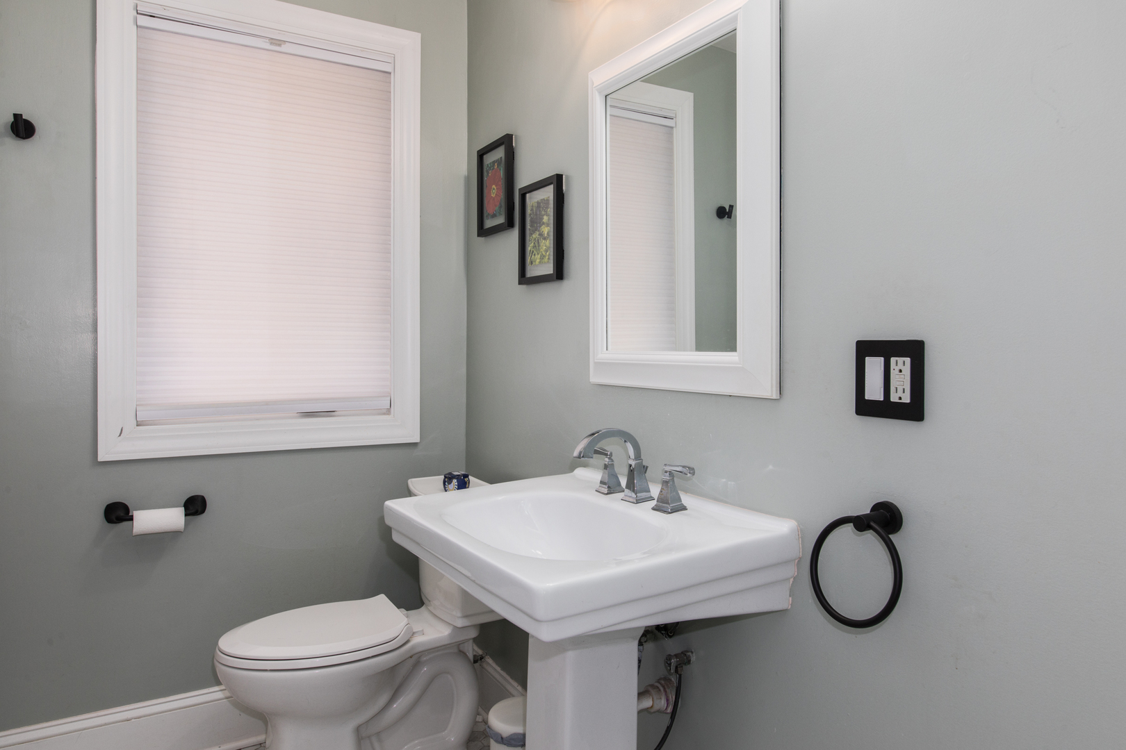 1710 N Newland Avenue, Chicago, IL 60707
