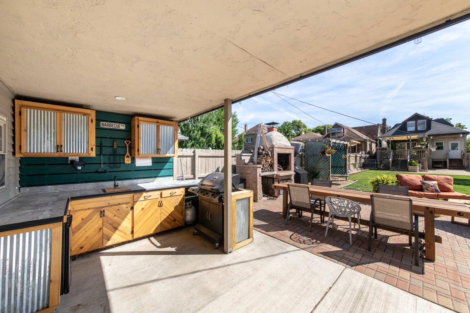 1710 N Newland Avenue, Chicago, IL 60707