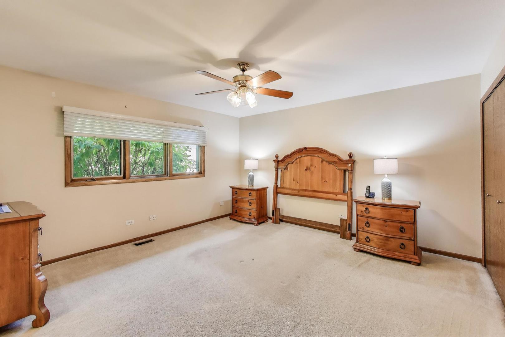 17558 Sean Drive, Orland Park, IL 60467