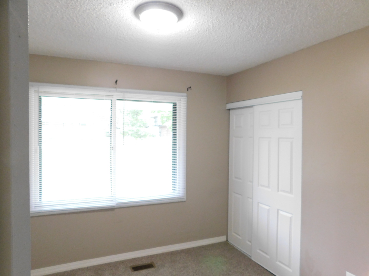 1308 Court O, Hanover Park, IL 60133