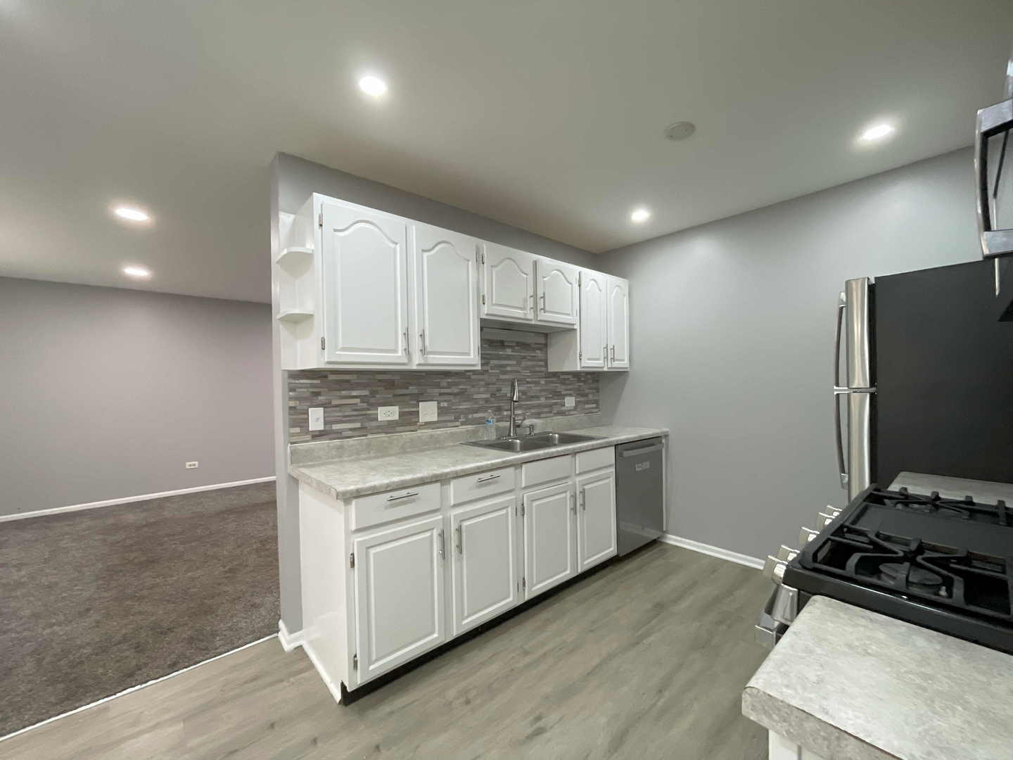 690 Thorntree Court #D1, Bartlett, IL 60103