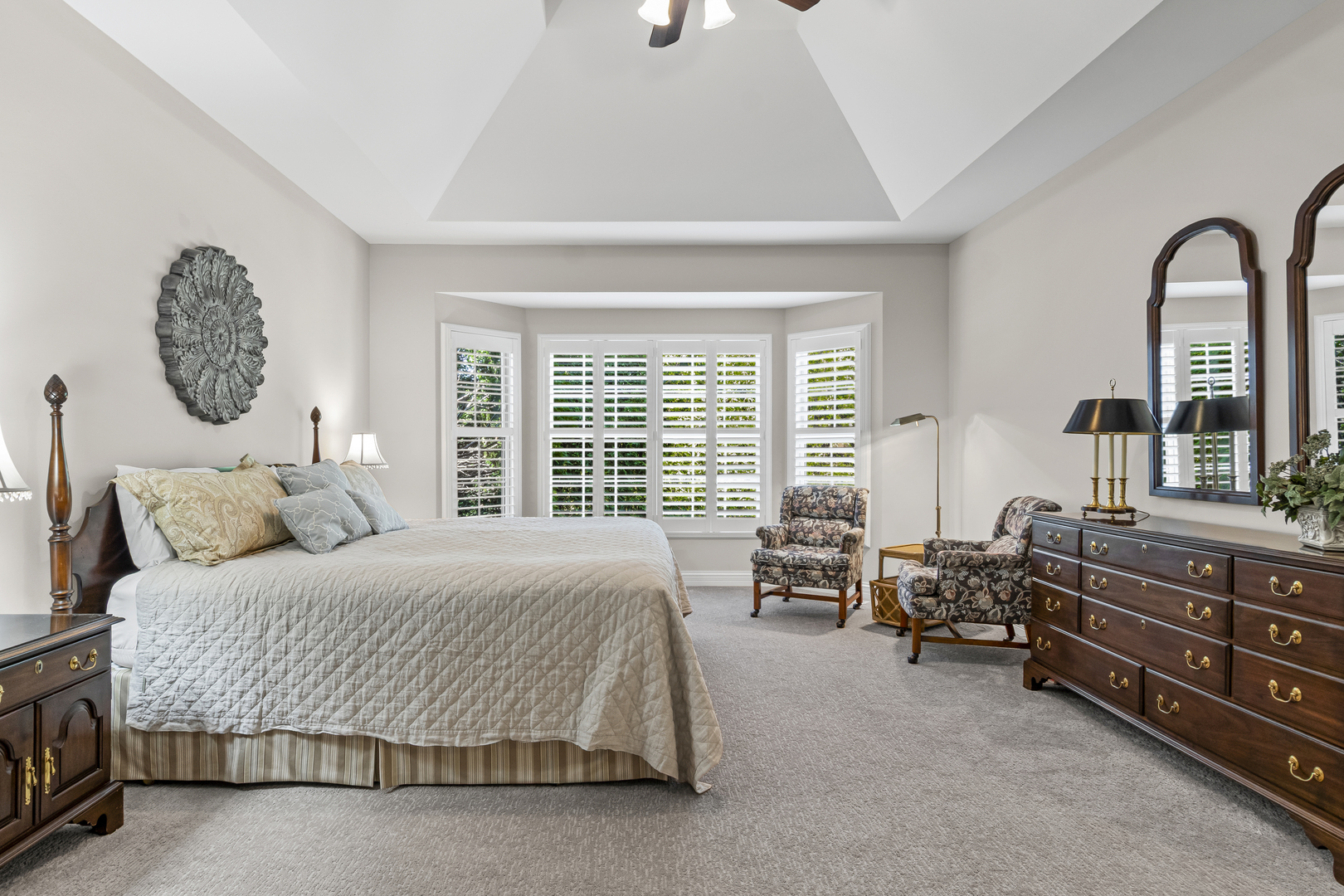 2746 Nicole Circle, Aurora, IL 60502