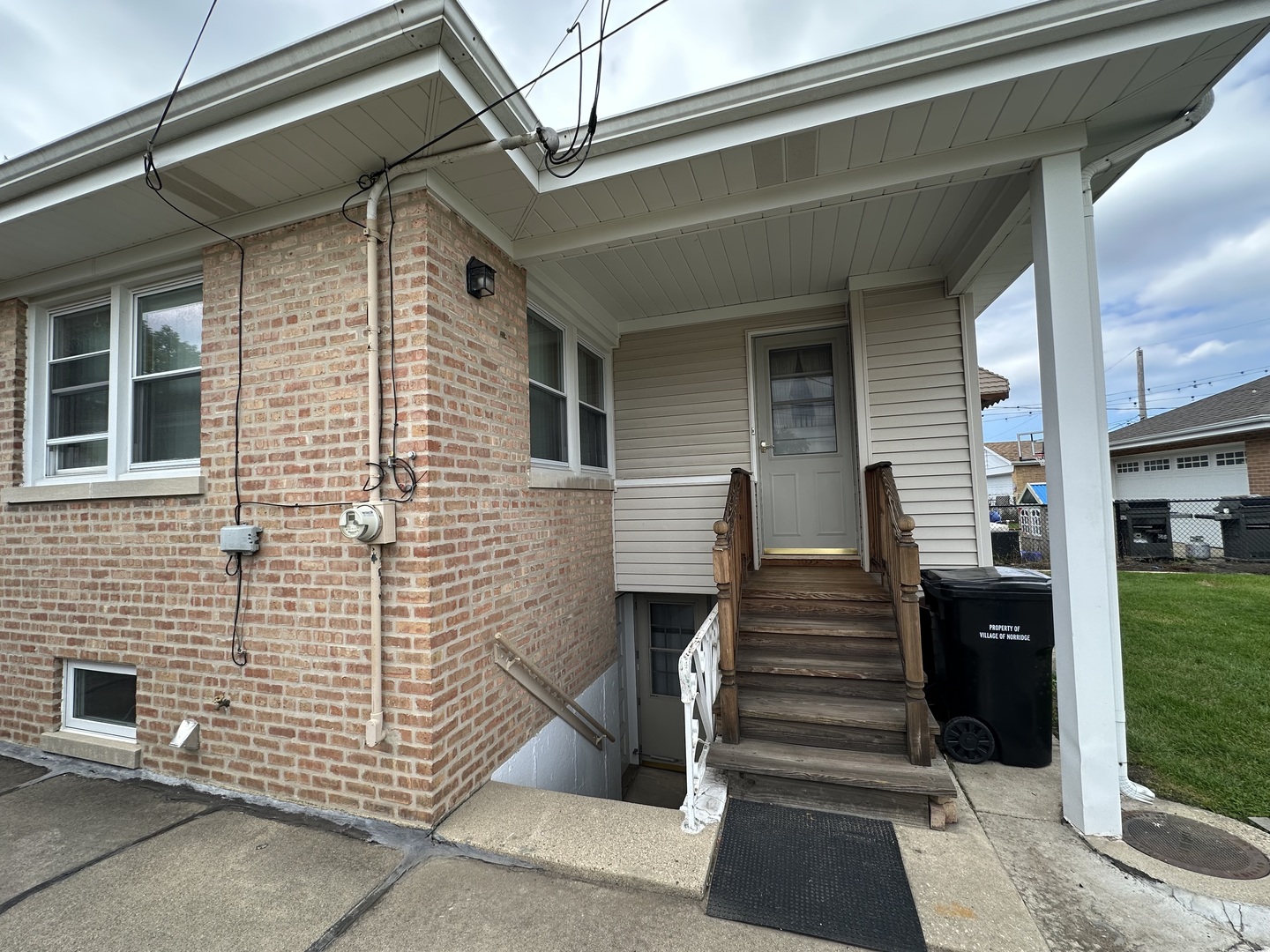 4621 N Ozanam Avenue, Norridge, IL 60706