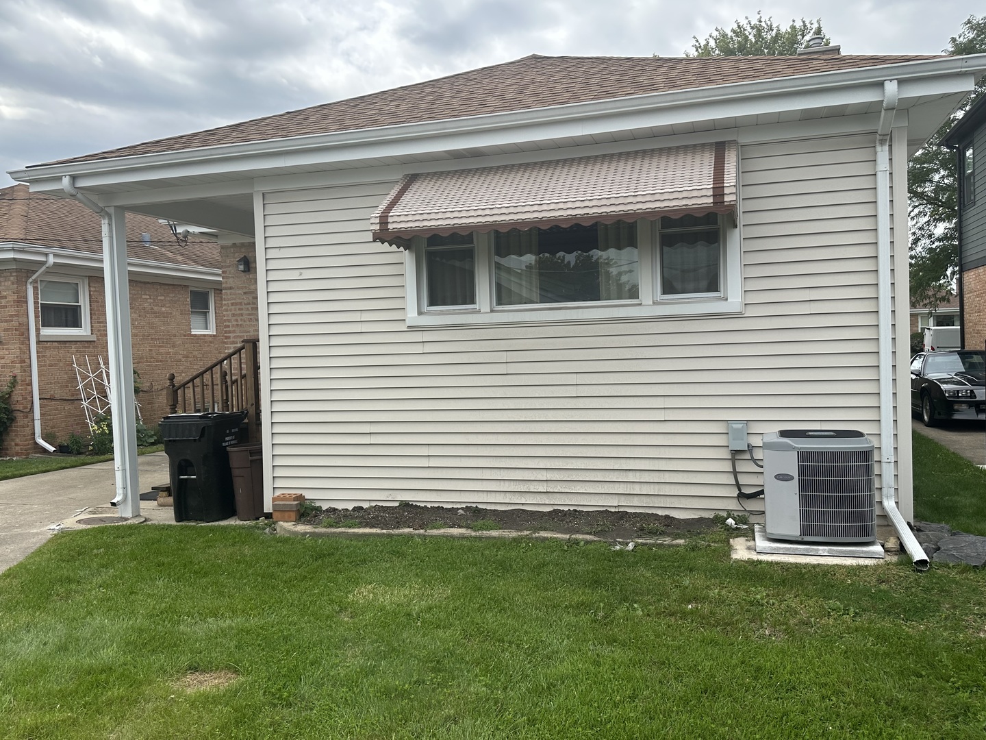4621 N Ozanam Avenue, Norridge, IL 60706