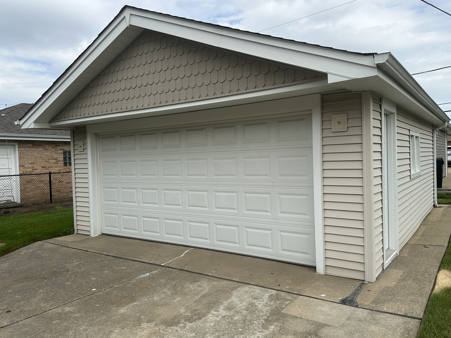 4621 N Ozanam Avenue, Norridge, IL 60706