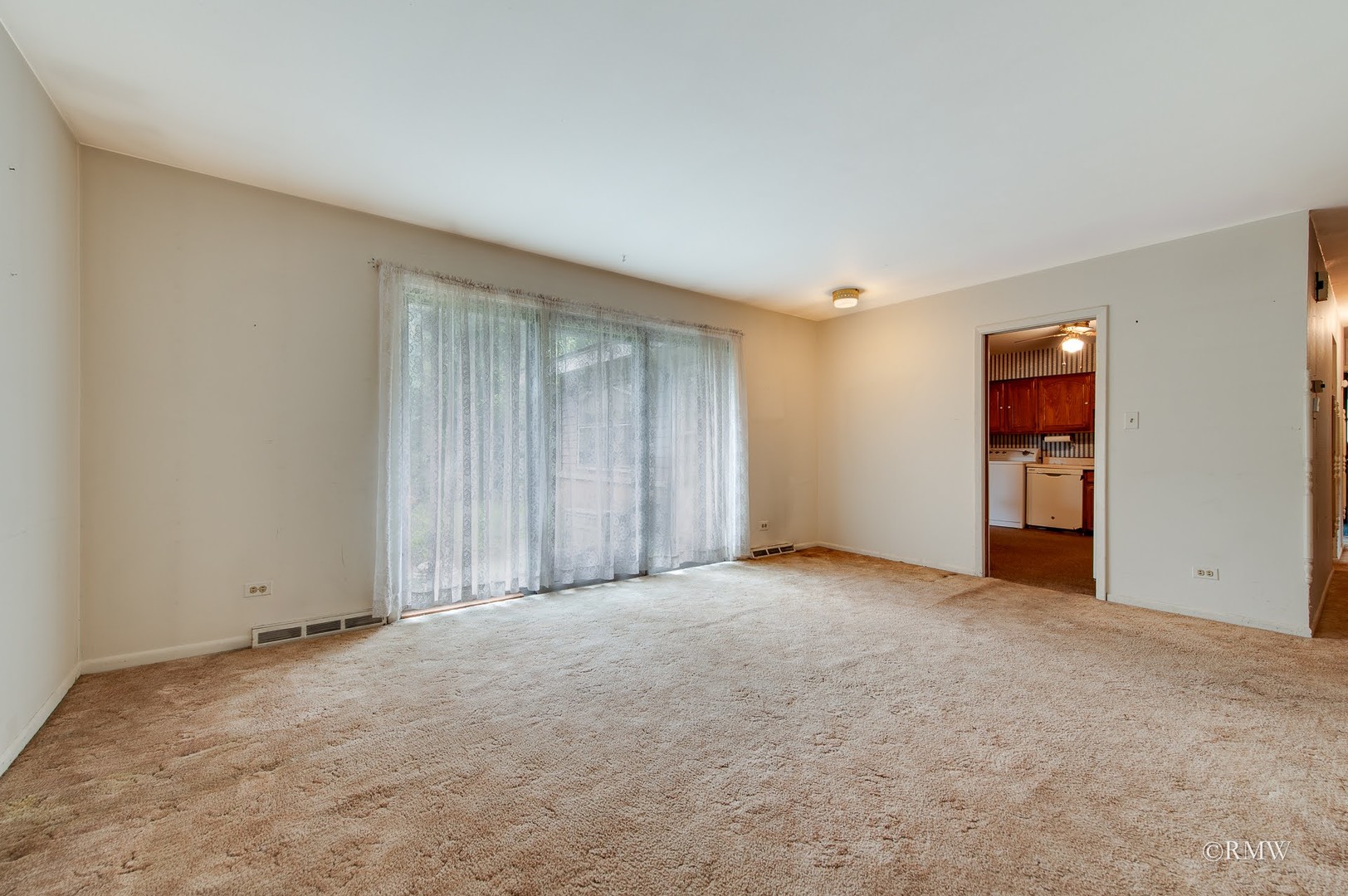 502 Oakton Street, Elk Grove Village, IL 60007