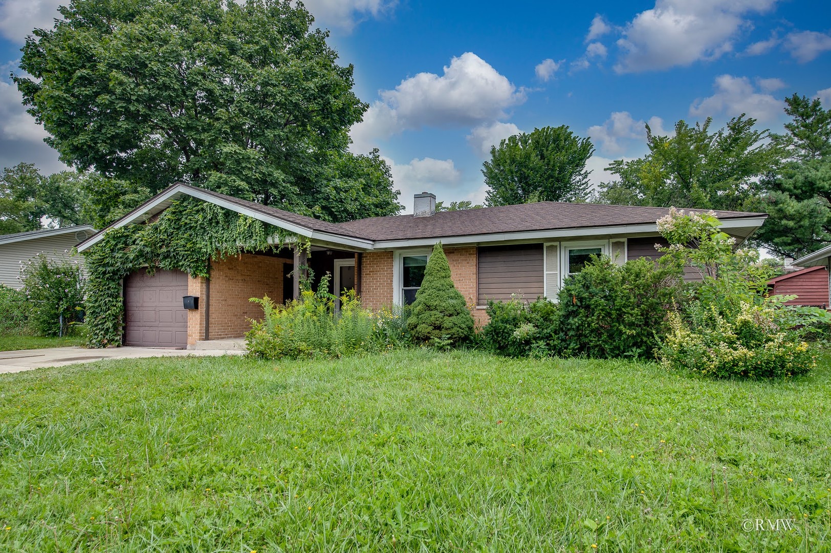 502 Oakton Street, Elk Grove Village, IL 60007