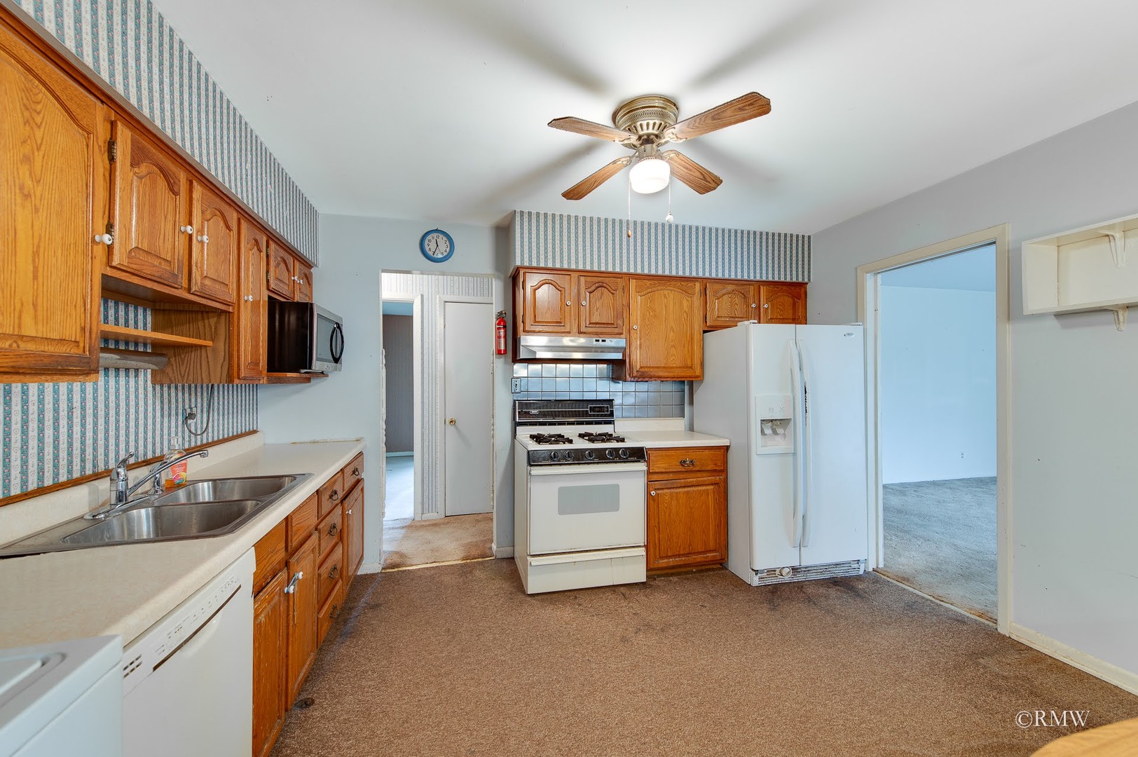 502 Oakton Street, Elk Grove Village, IL 60007
