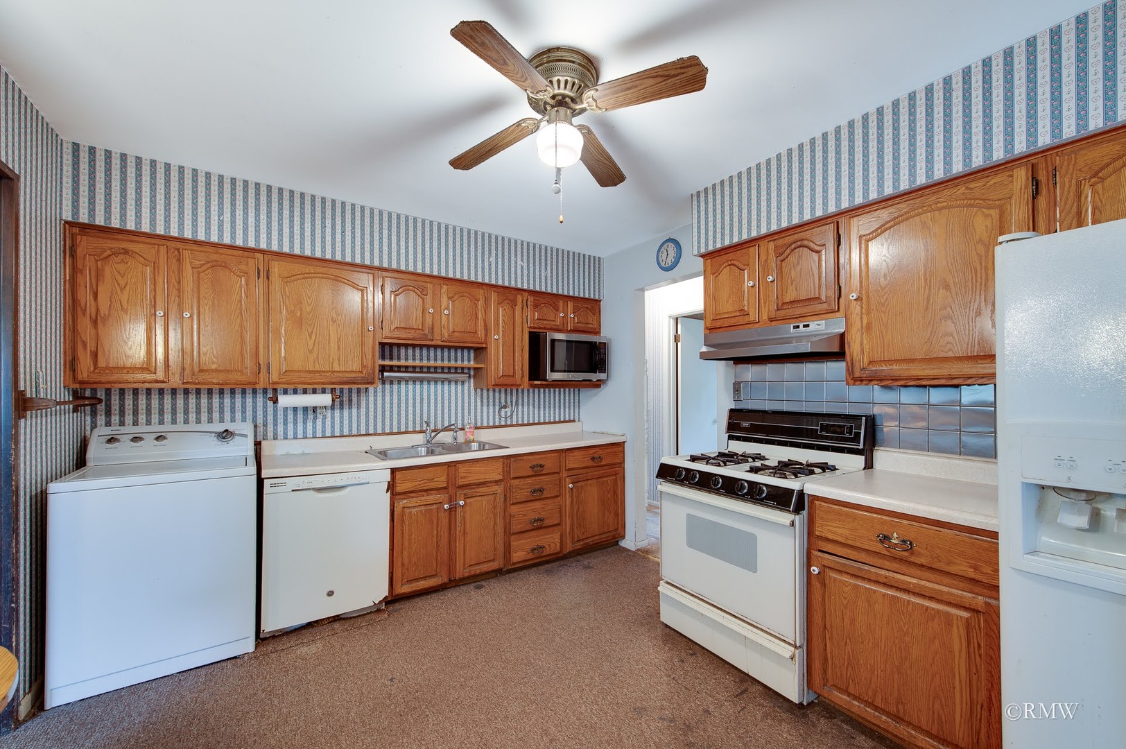 502 Oakton Street, Elk Grove Village, IL 60007