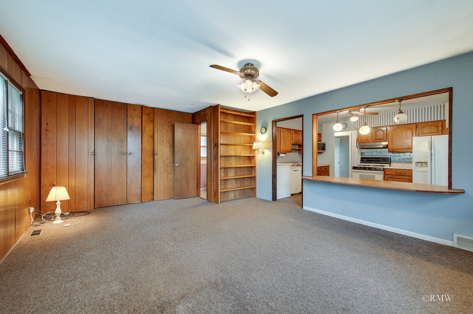 502 Oakton Street, Elk Grove Village, IL 60007
