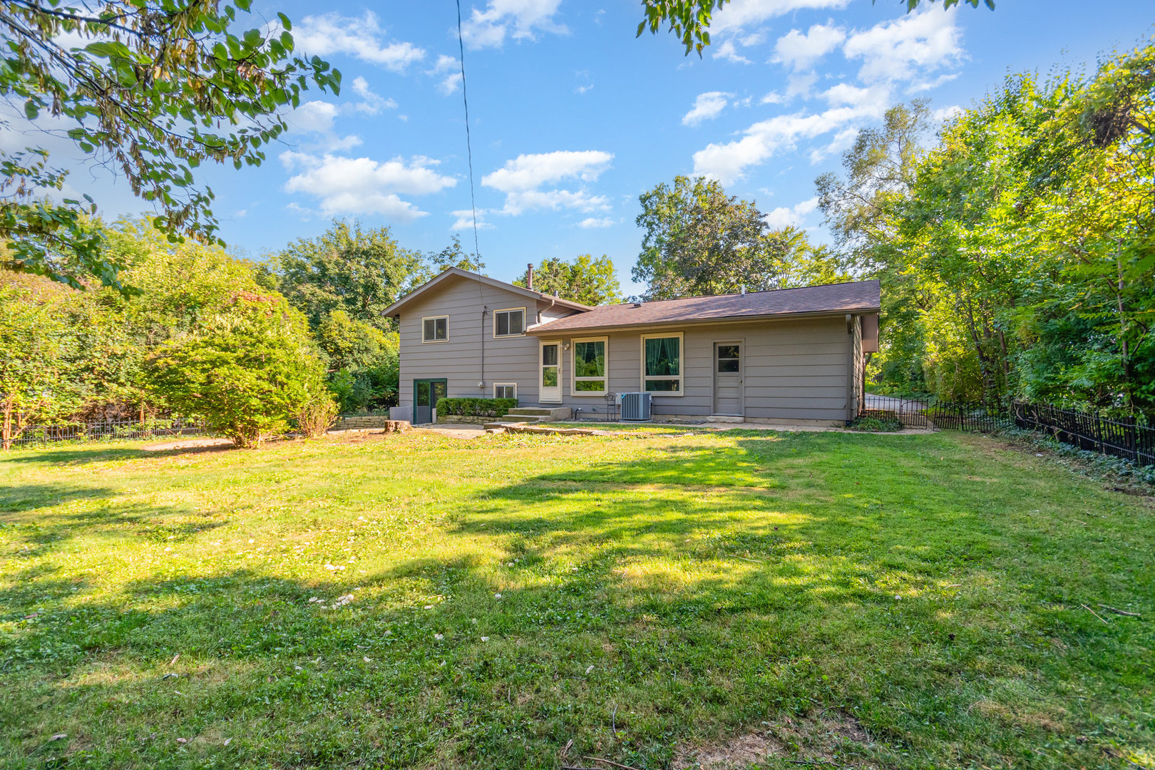 248 41st Street, Downers Grove, IL 60515
