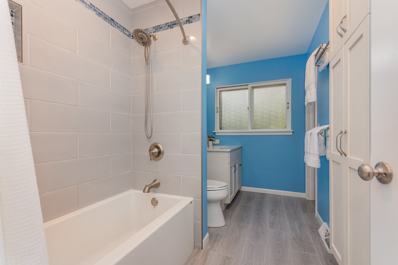 248 41st Street, Downers Grove, IL 60515