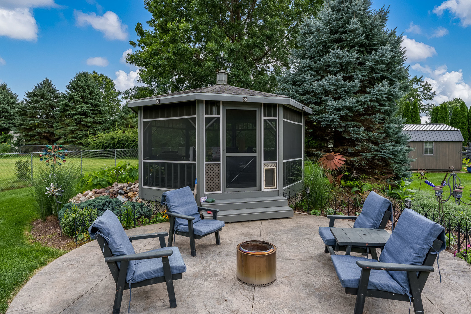 6427 Greystone, Roscoe, IL 61073