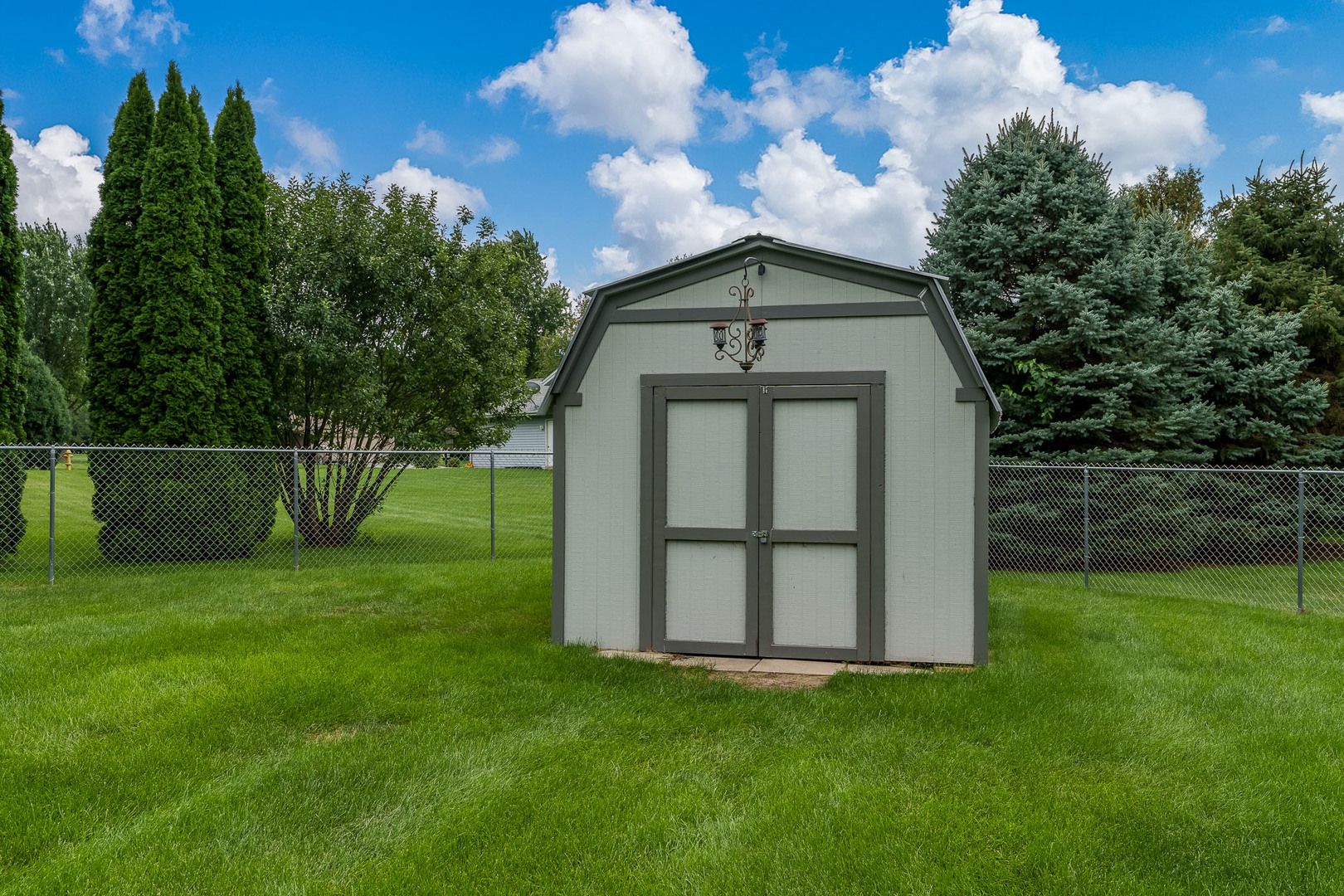 6427 Greystone, Roscoe, IL 61073