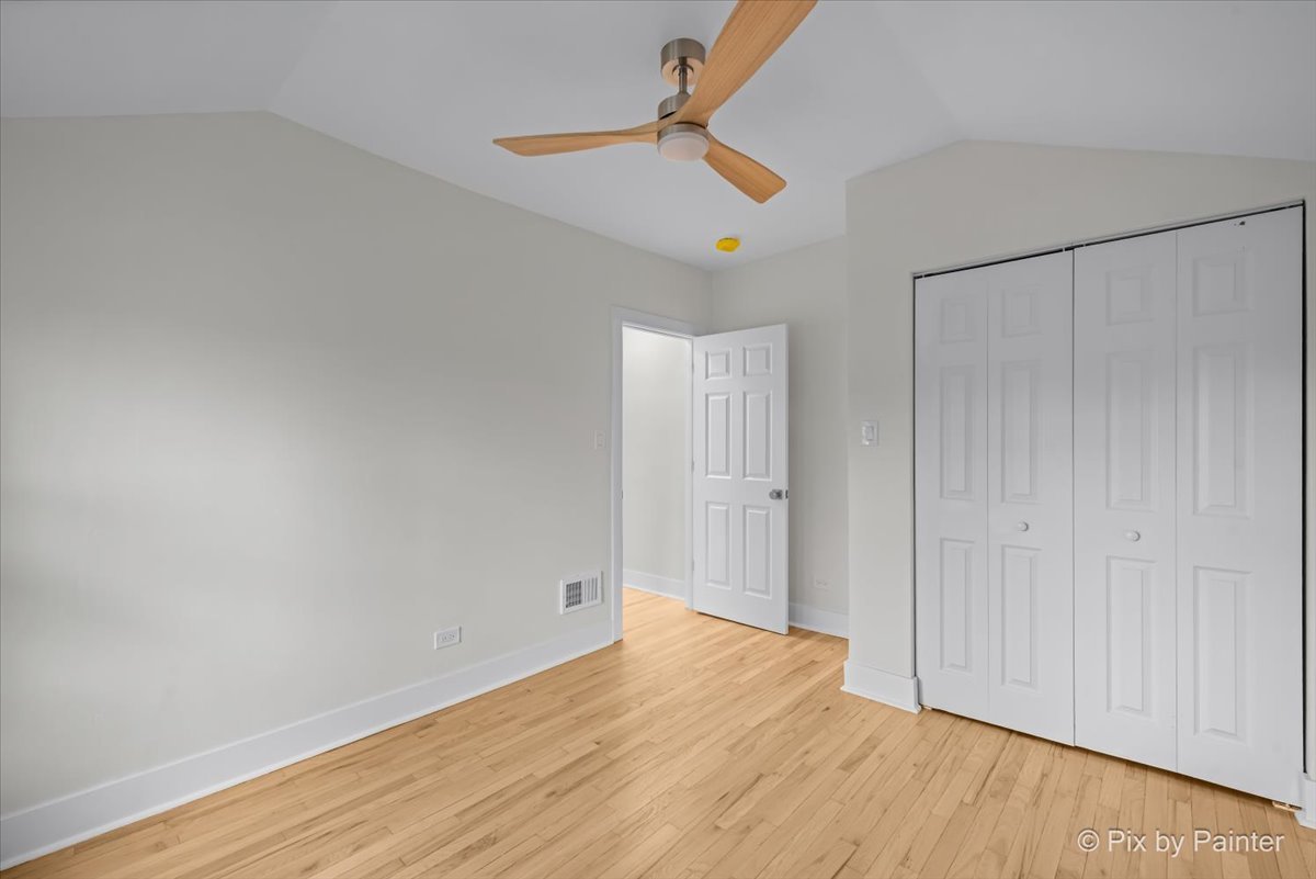 2122 N 73rd Court, Elmwood Park, IL 60707
