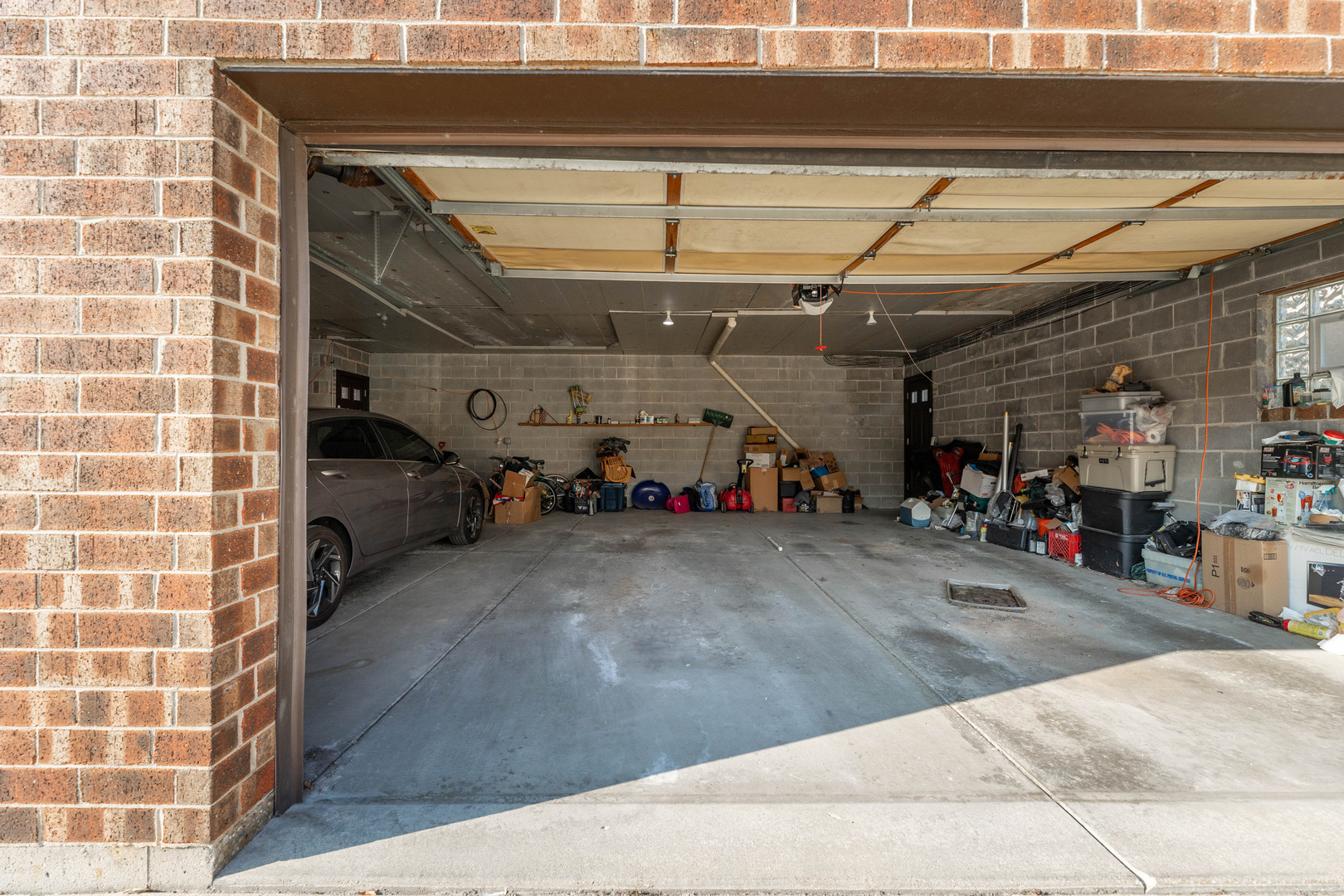 6625 N Northwest Highway #202, Chicago, IL 60631