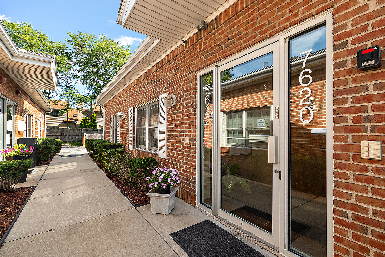 7620 W 159th Street, Orland Park, IL 60462