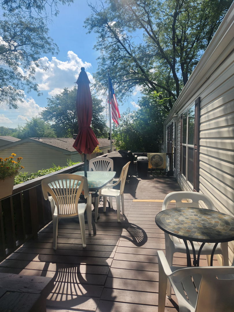 6801 La Grange Road #B31, Hodgkins, IL 60525