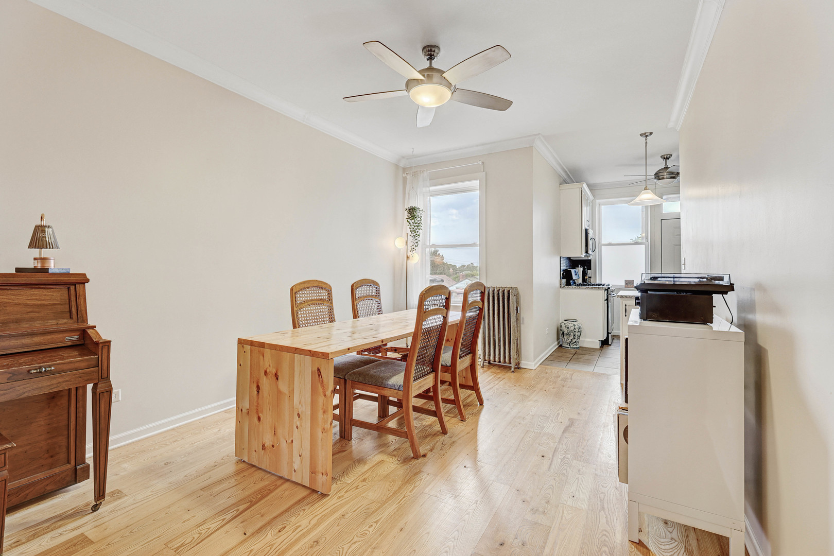 4903 N Monticello Avenue #3, Chicago, IL 60625