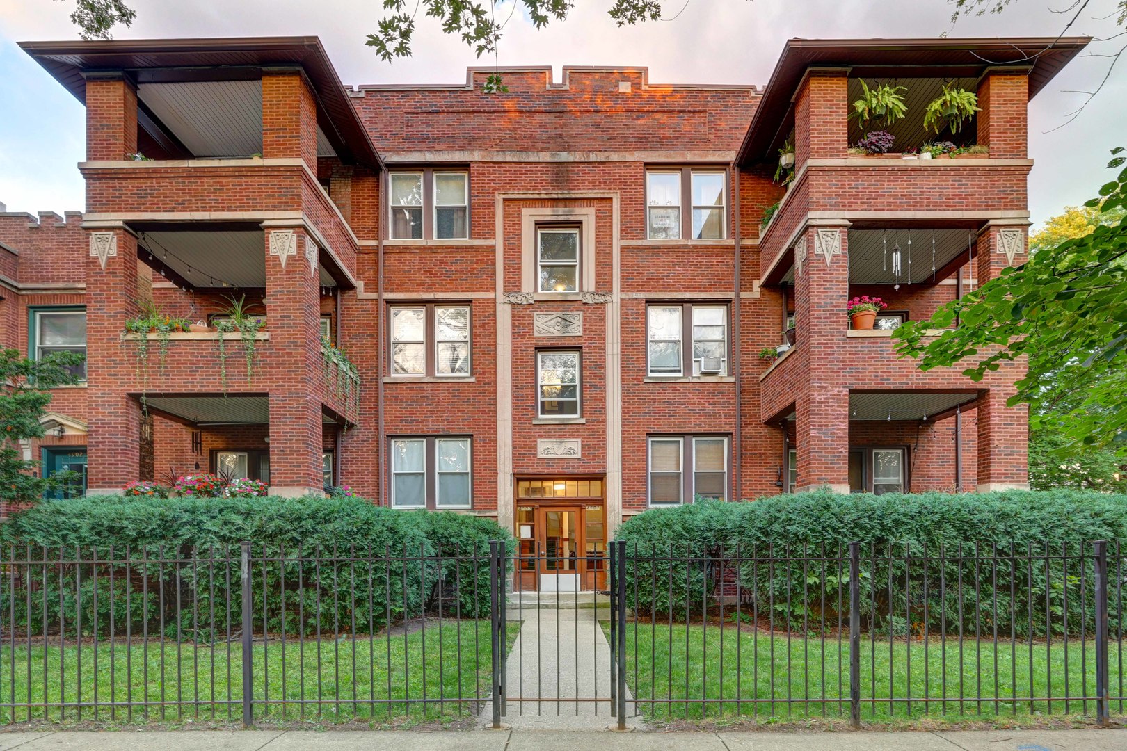 4903 N Monticello Avenue #3, Chicago, IL 60625