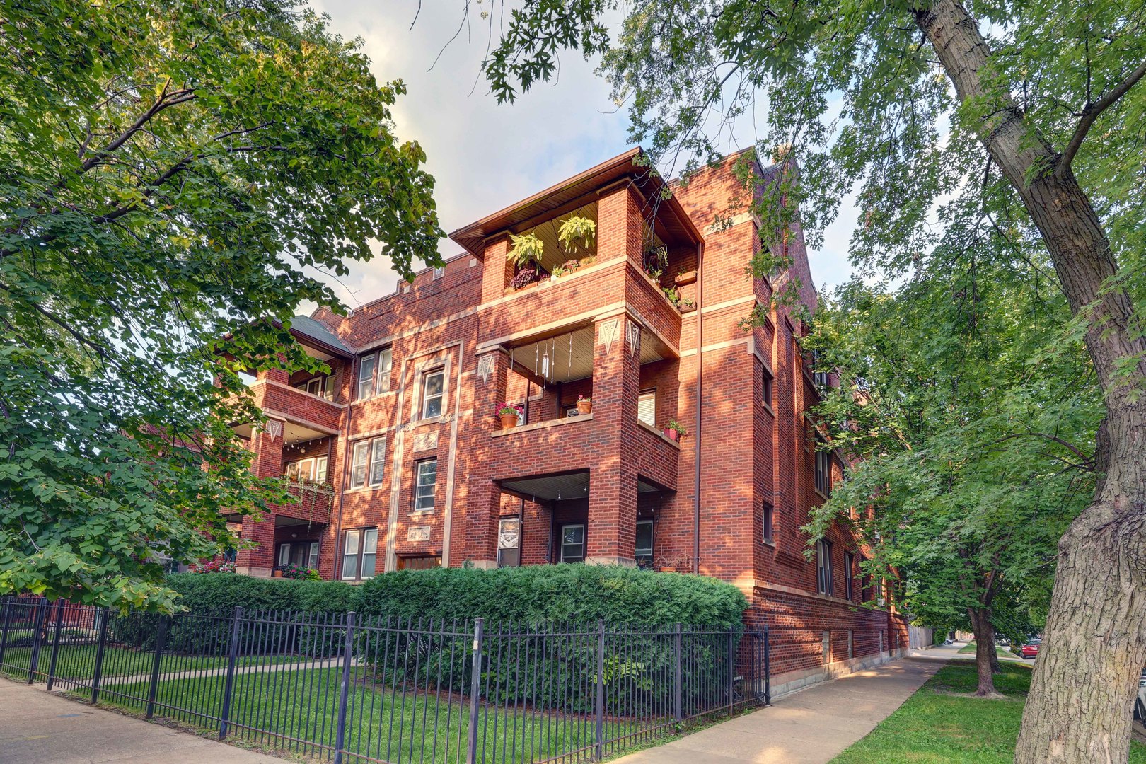 4903 N Monticello Avenue #3, Chicago, IL 60625