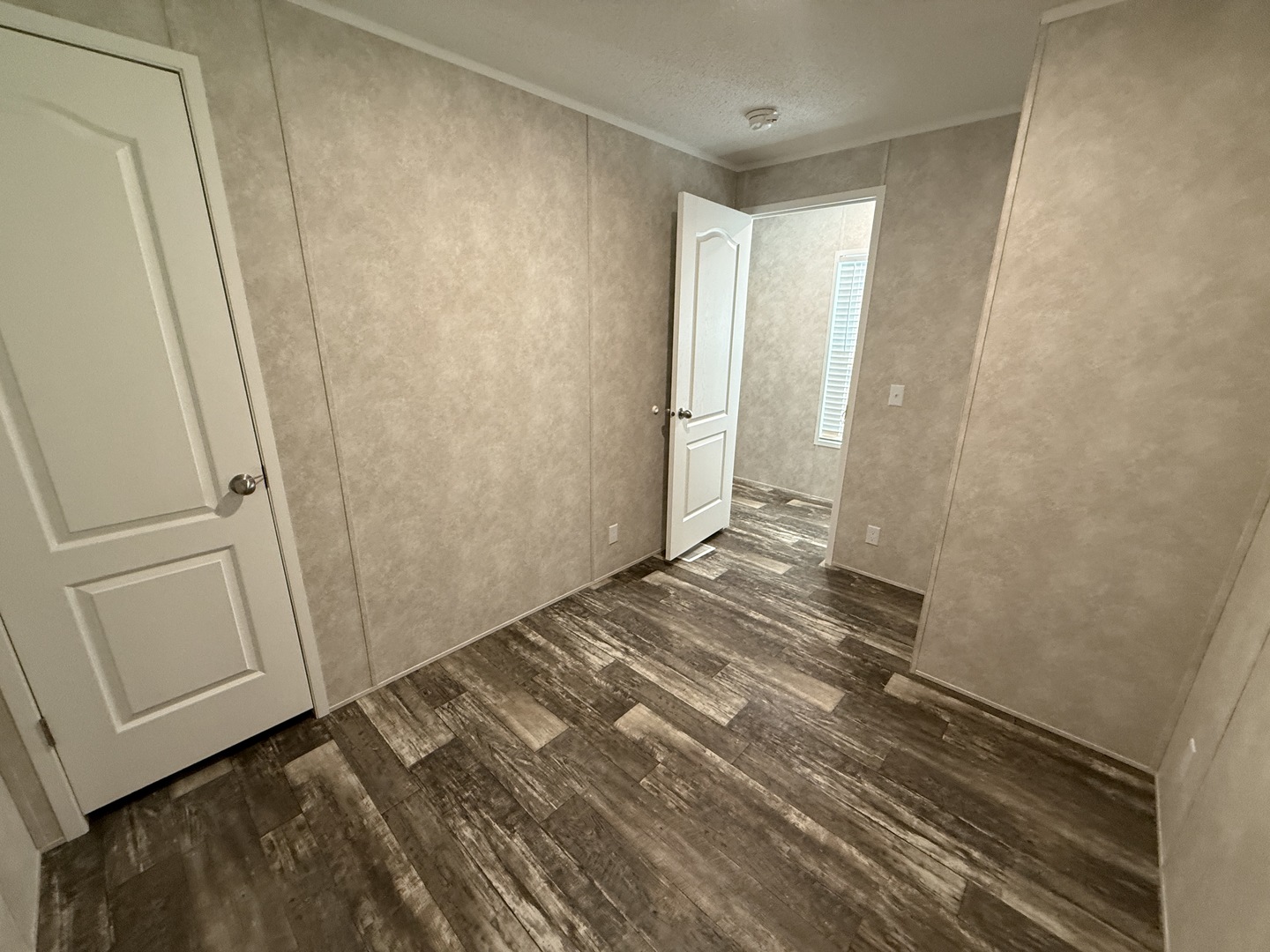 1712 S Dixie Highway #214, Crete, IL 60417