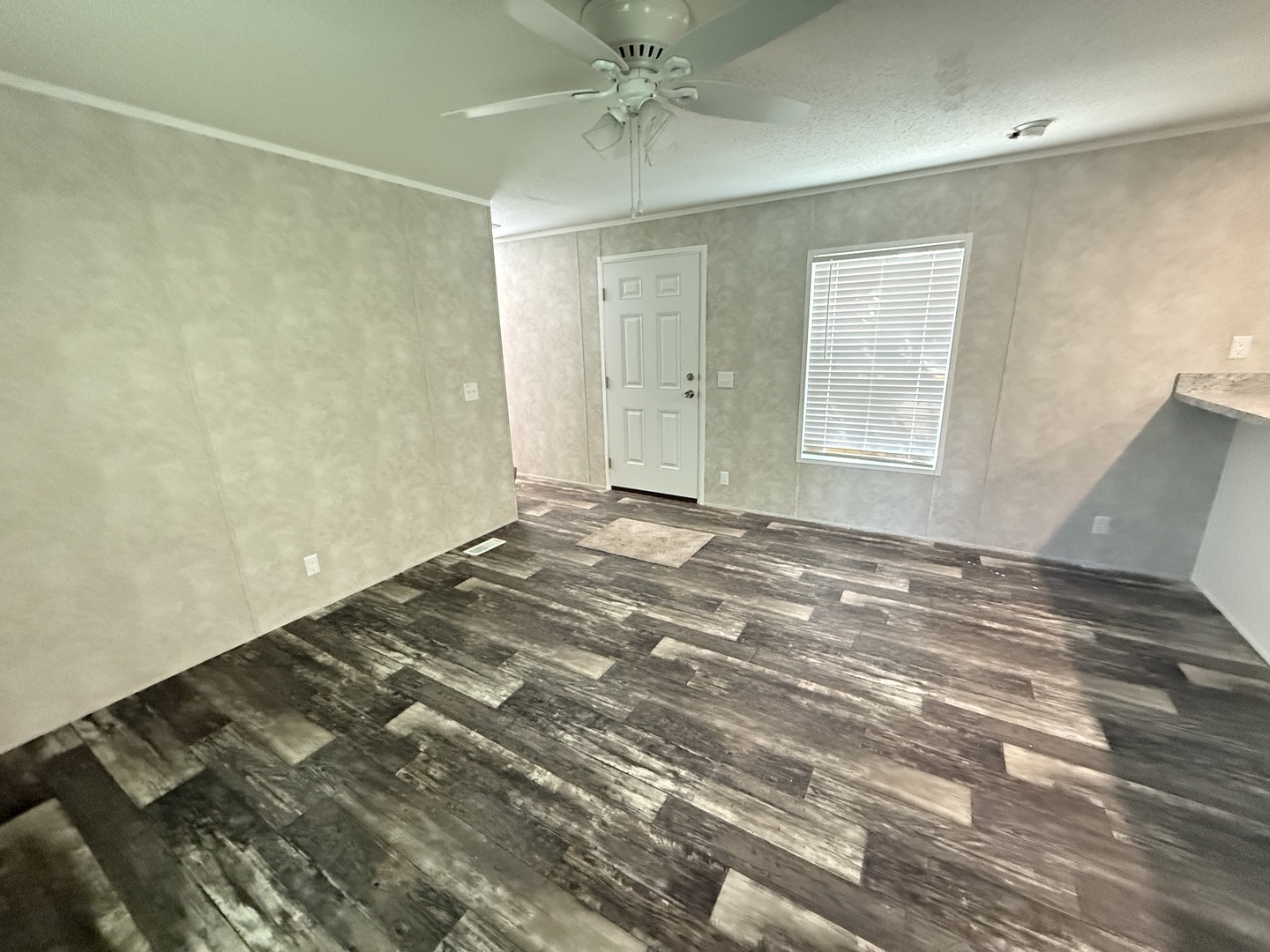 1712 S Dixie Highway #214, Crete, IL 60417