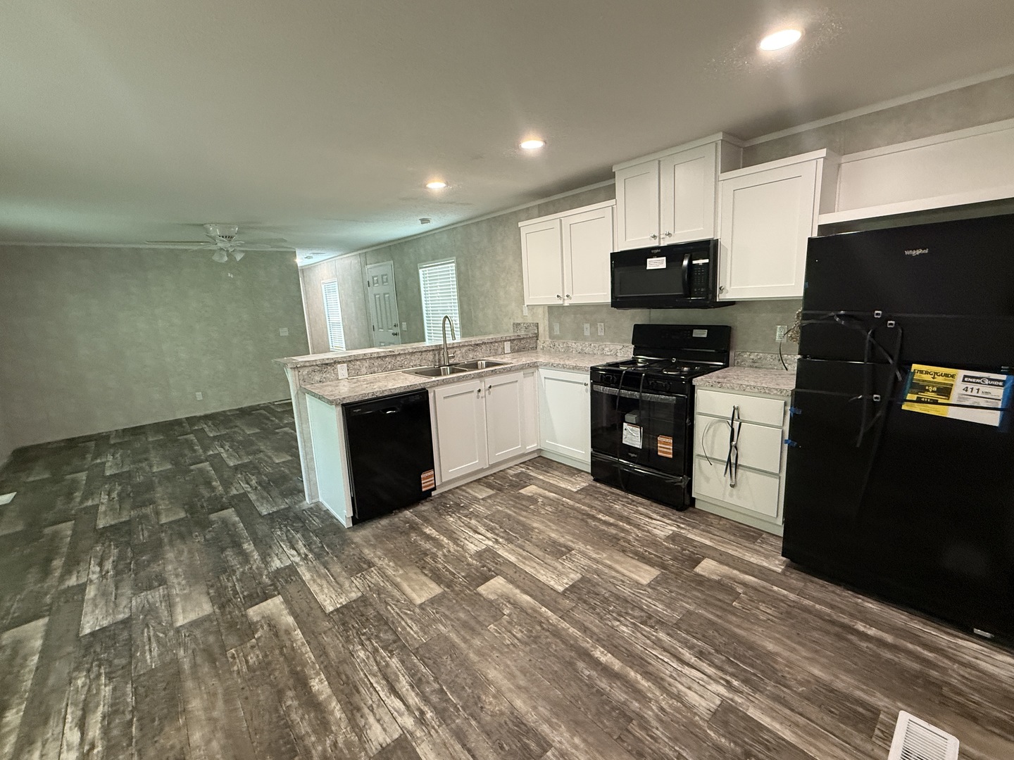 1712 S Dixie Highway #214, Crete, IL 60417
