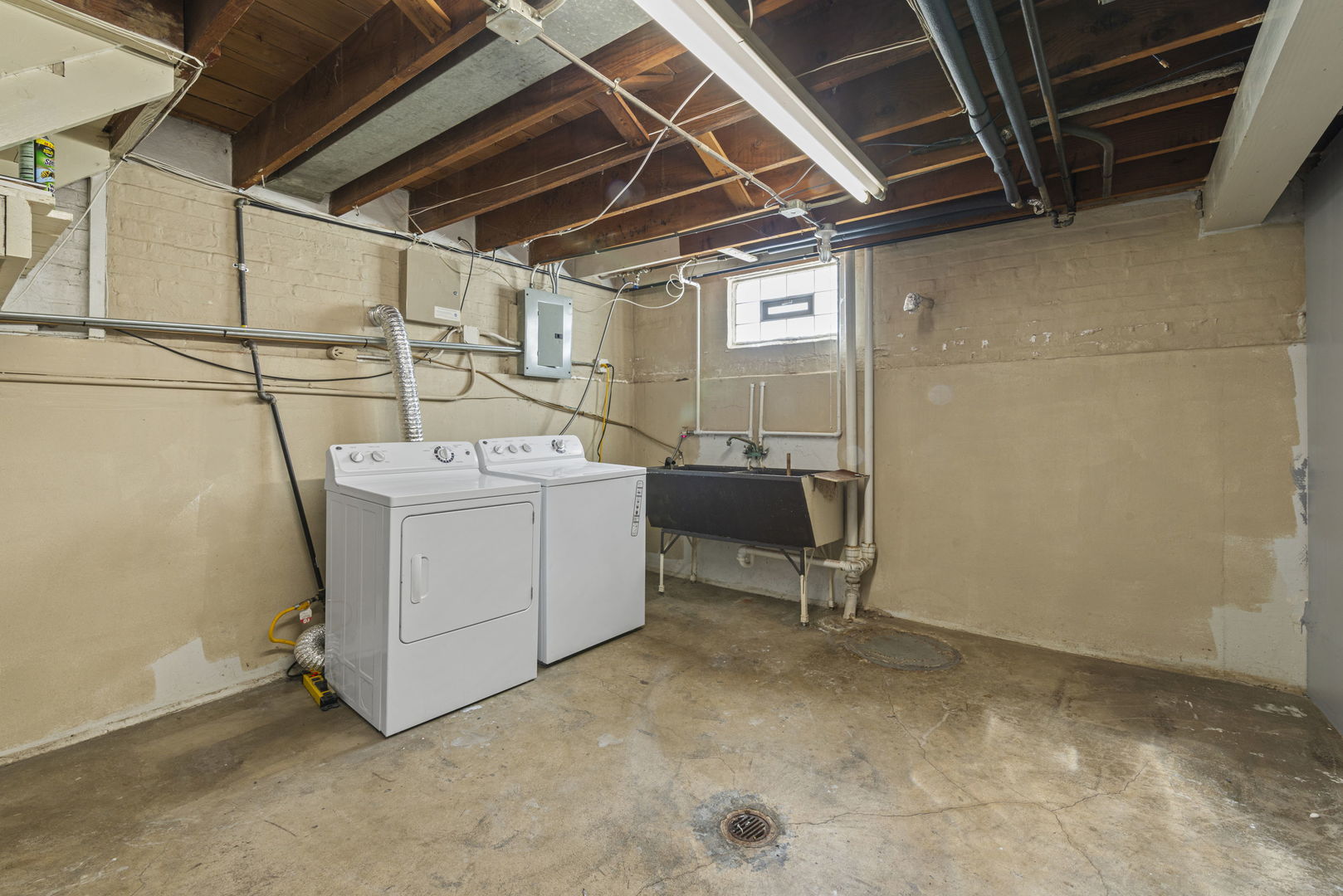 425 N Jackson Boulevard, Hillside, IL 60162