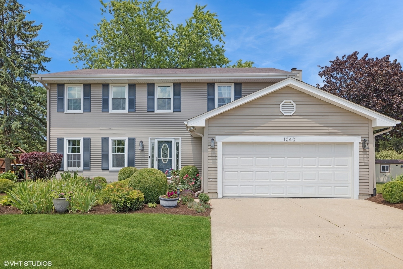 1040 Longford Court, Westmont, IL 60559