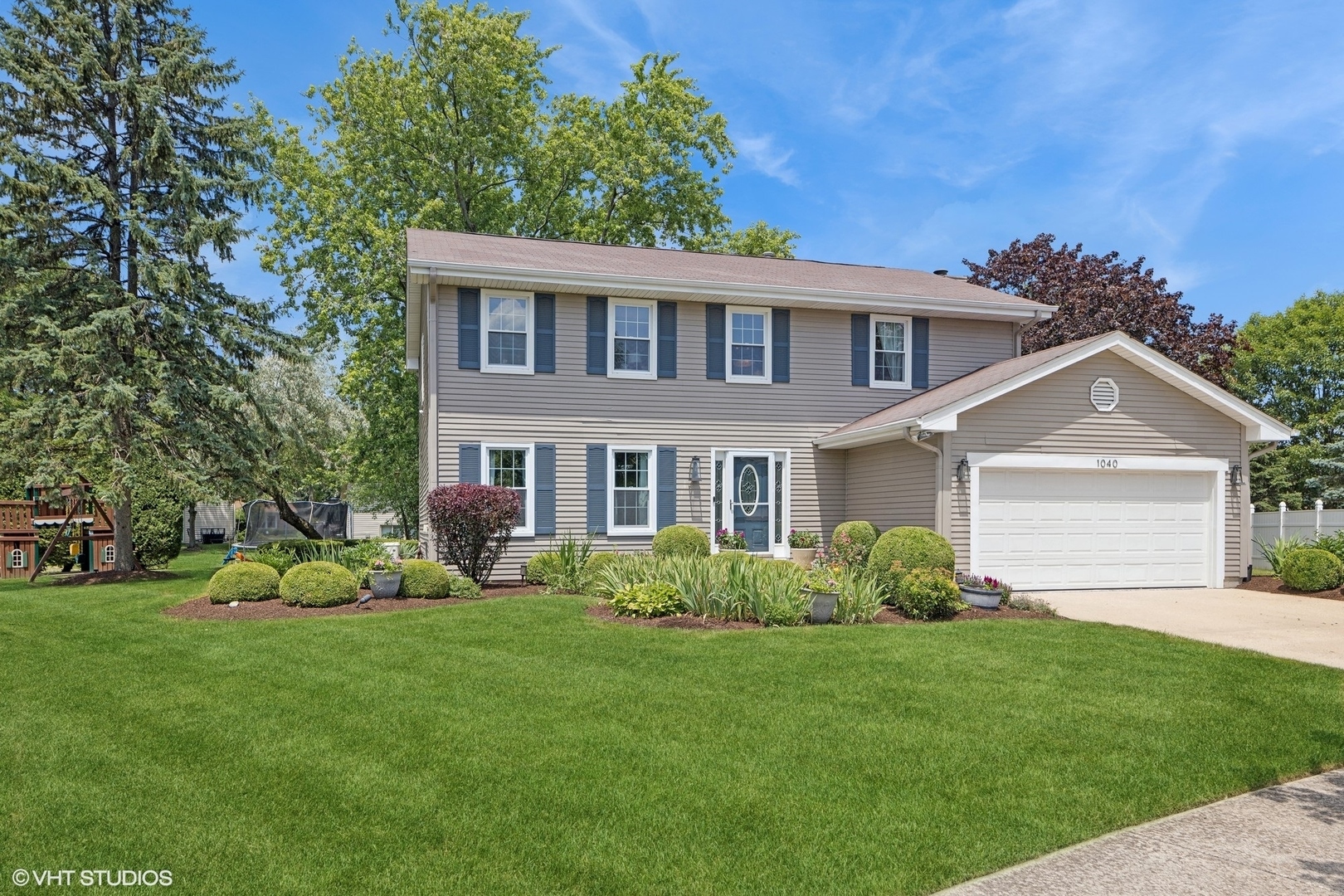 1040 Longford Court, Westmont, IL 60559