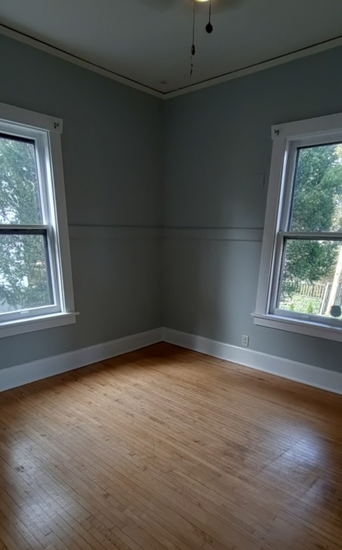 440 South Street, Elgin, IL 60123