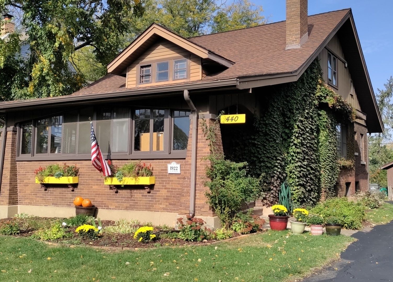 440 South Street, Elgin, IL 60123