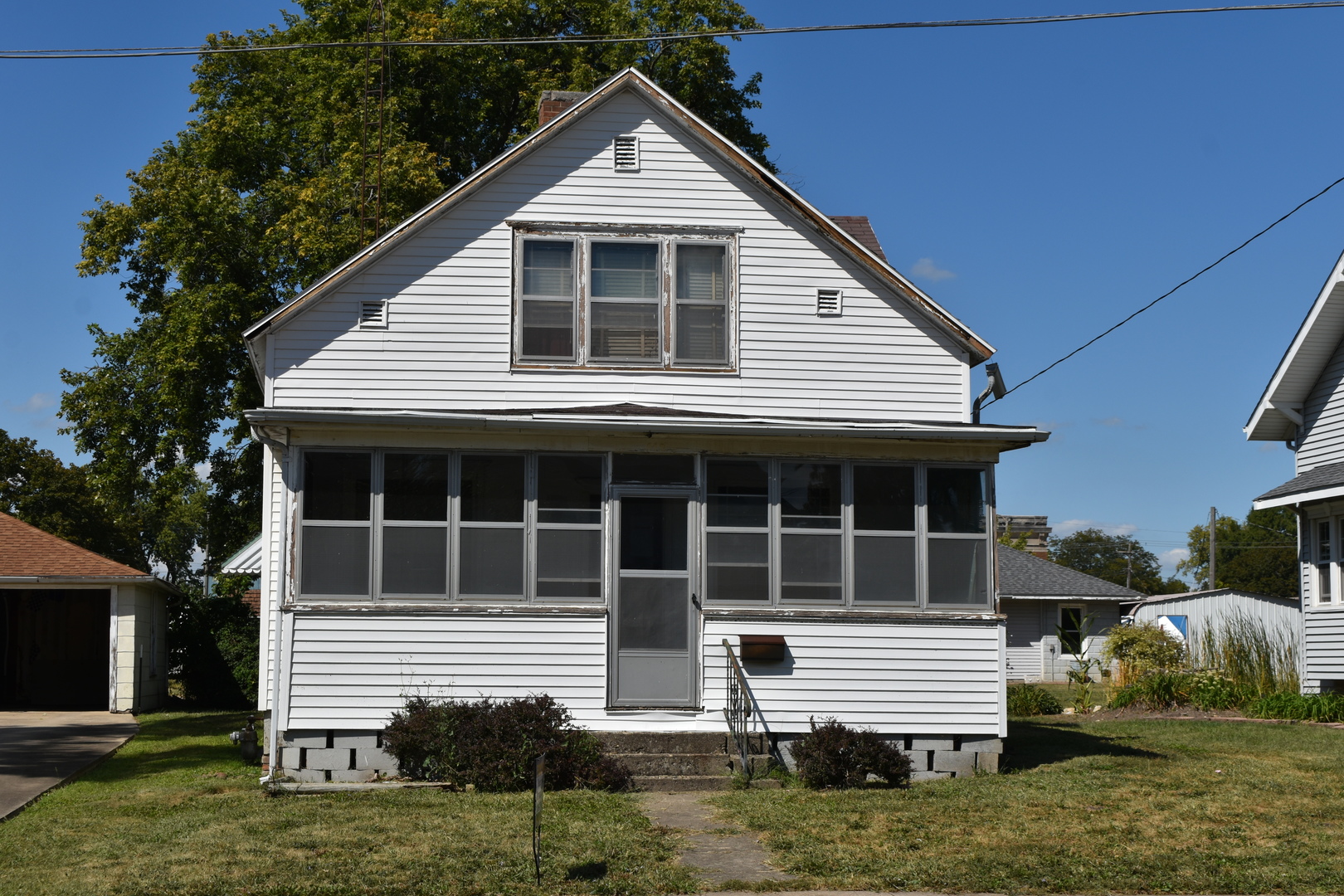 149 W Main Street, El Paso, IL 61738