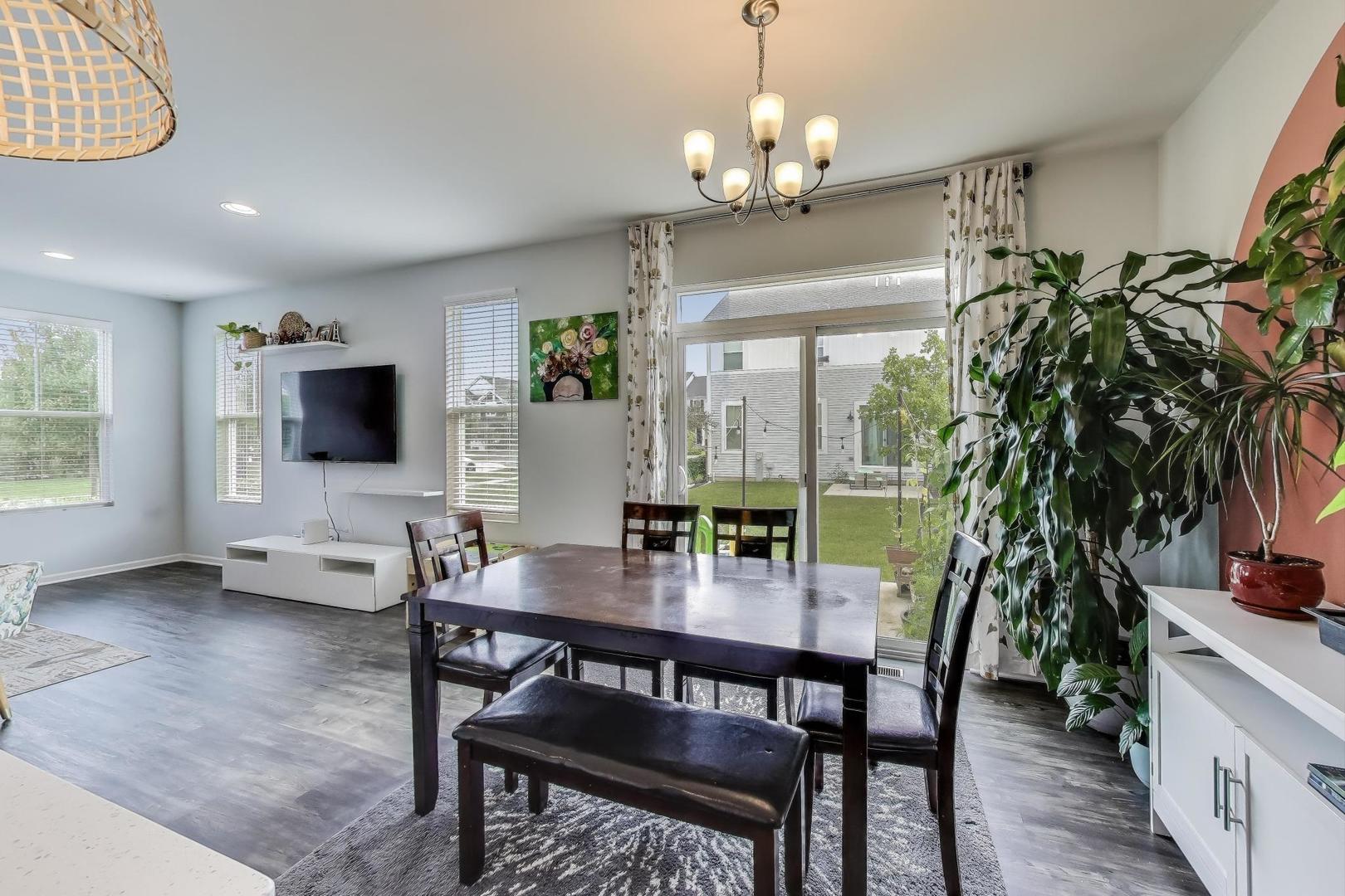 4129 Winslow Court, Aurora, IL 60504