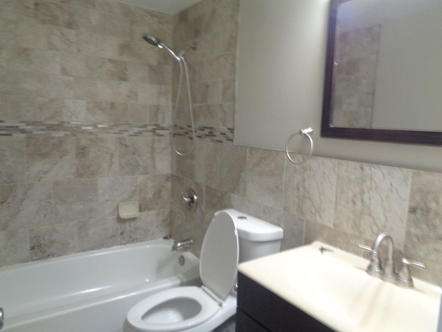 14785 Lakeview Drive #101, Orland Park, IL 60462