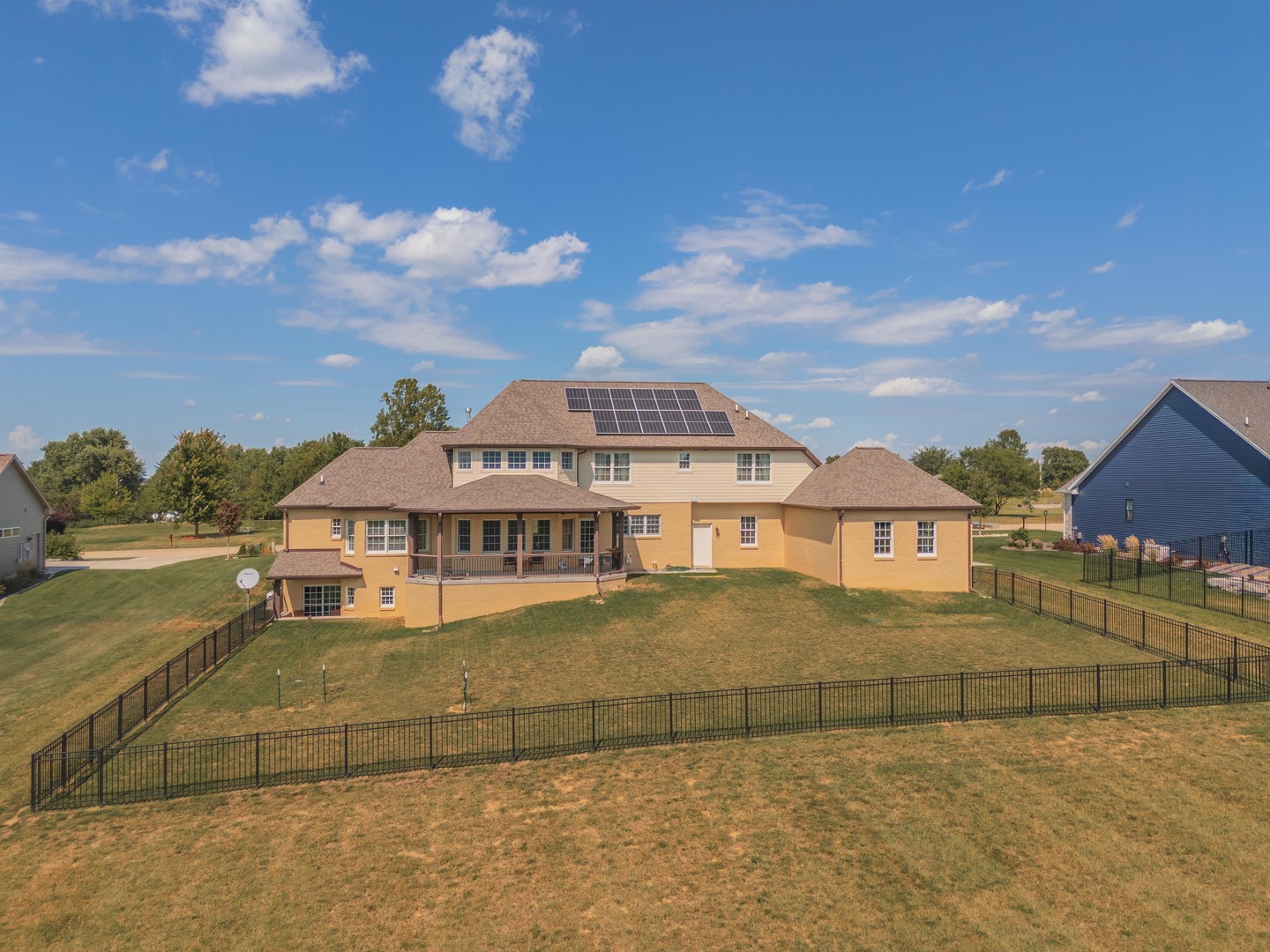 9491 Crossbow Drive, Bloomington, IL 61705