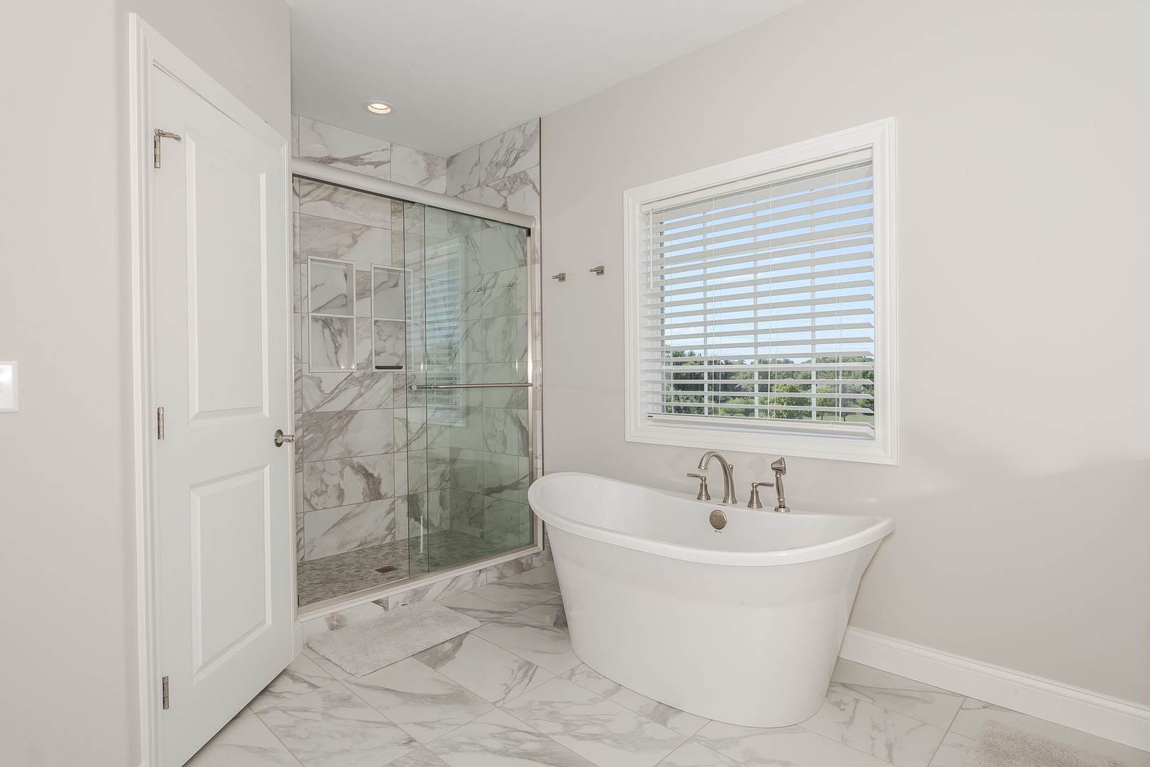 9491 Crossbow Drive, Bloomington, IL 61705