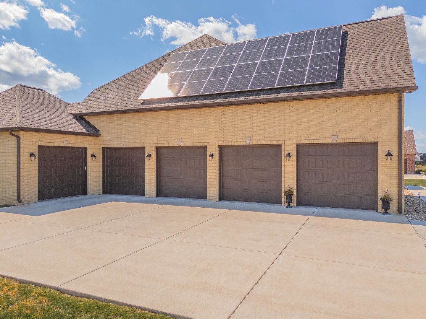 9491 Crossbow Drive, Bloomington, IL 61705