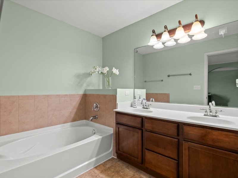 2147 Pembridge Lane, Joliet, IL 60431