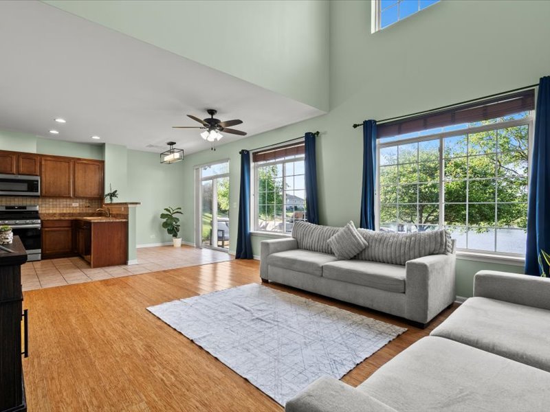 2147 Pembridge Lane, Joliet, IL 60431