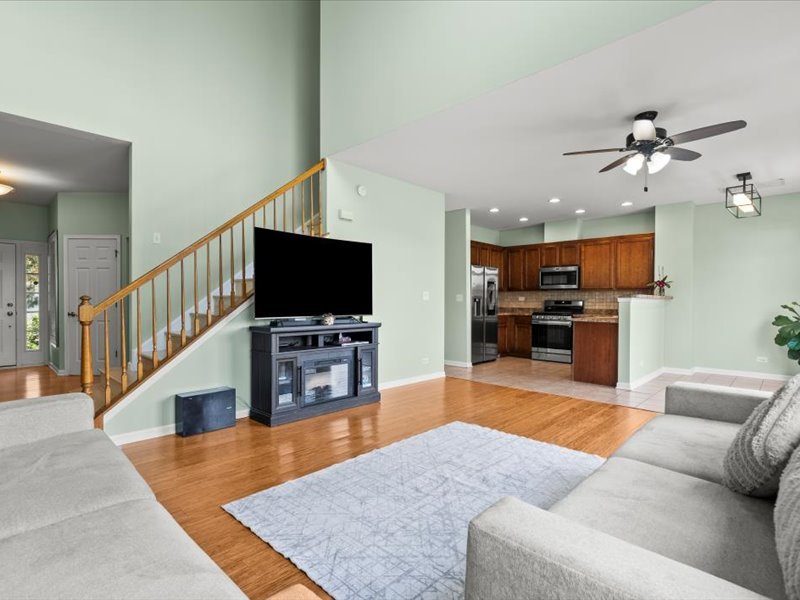 2147 Pembridge Lane, Joliet, IL 60431