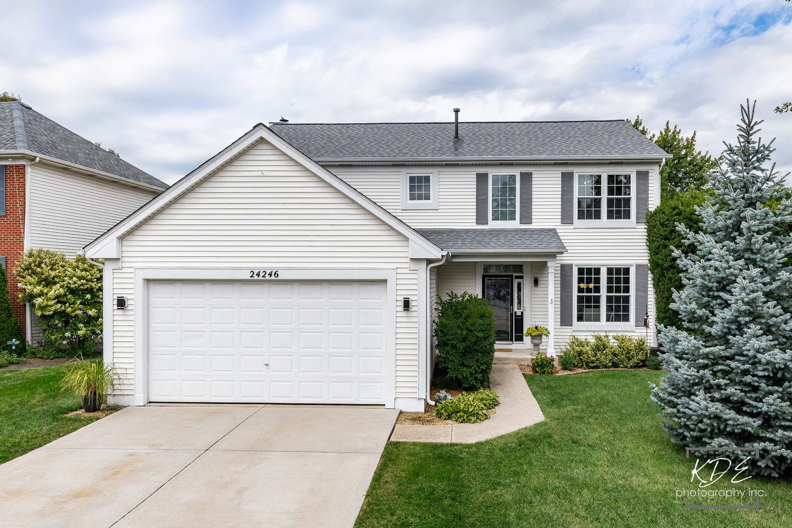 24246 W White Oak Drive, Plainfield, IL 60585