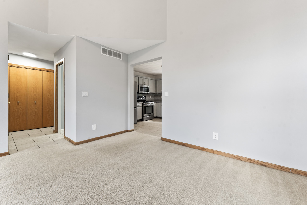 10912 Dixon Pines Circle, Machesney Park, IL 61115