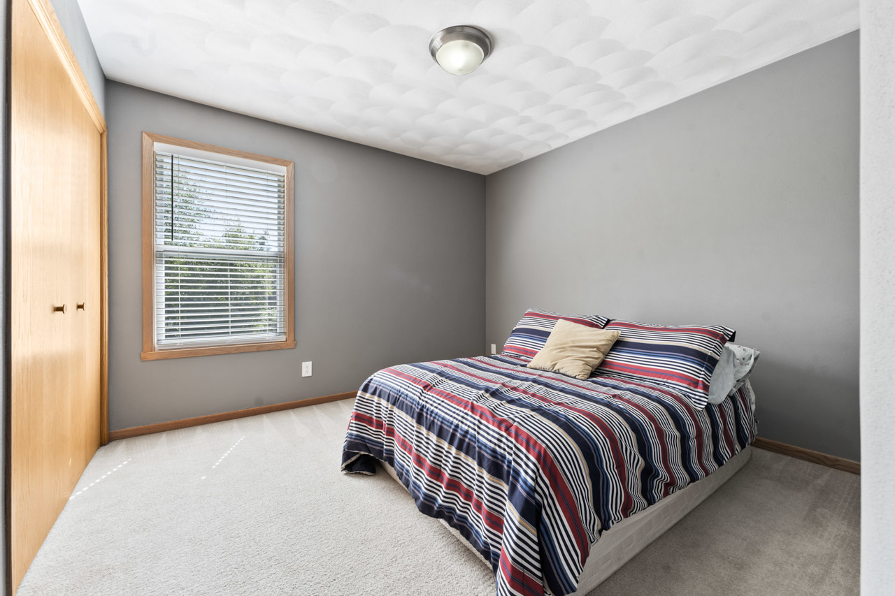 10912 Dixon Pines Circle, Machesney Park, IL 61115