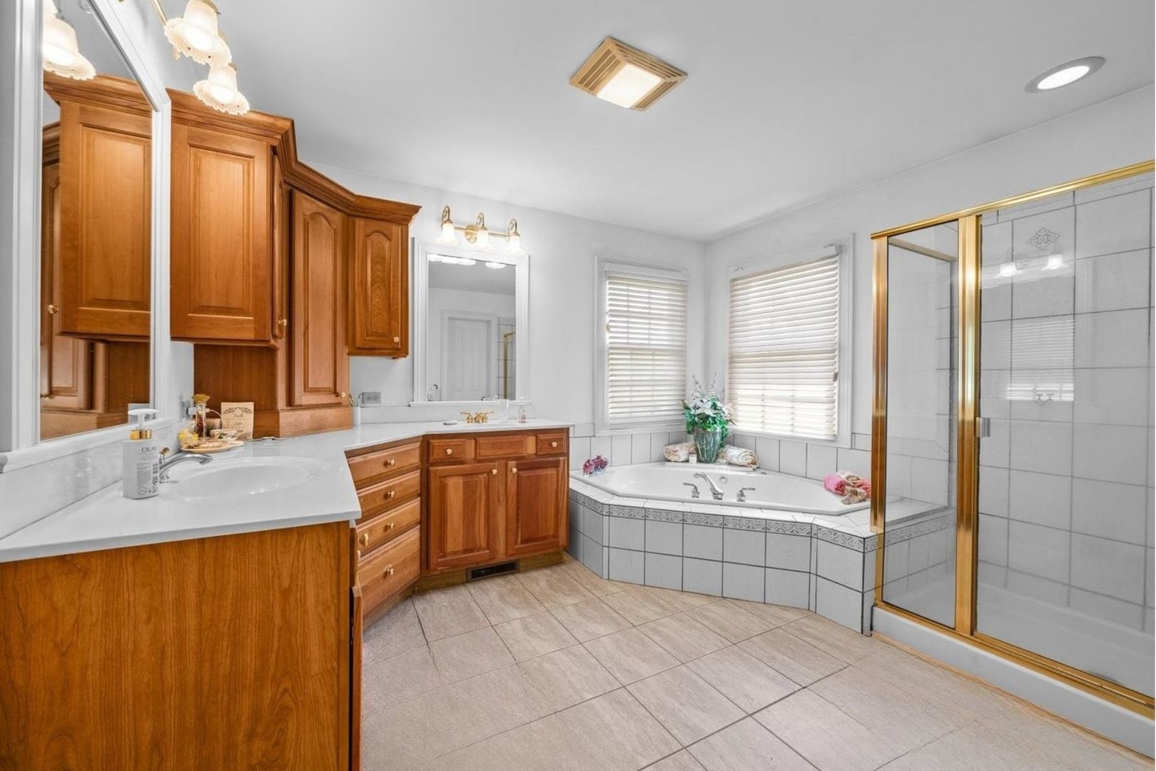 40W065 Fox Mill Boulevard, St. Charles, IL 60175