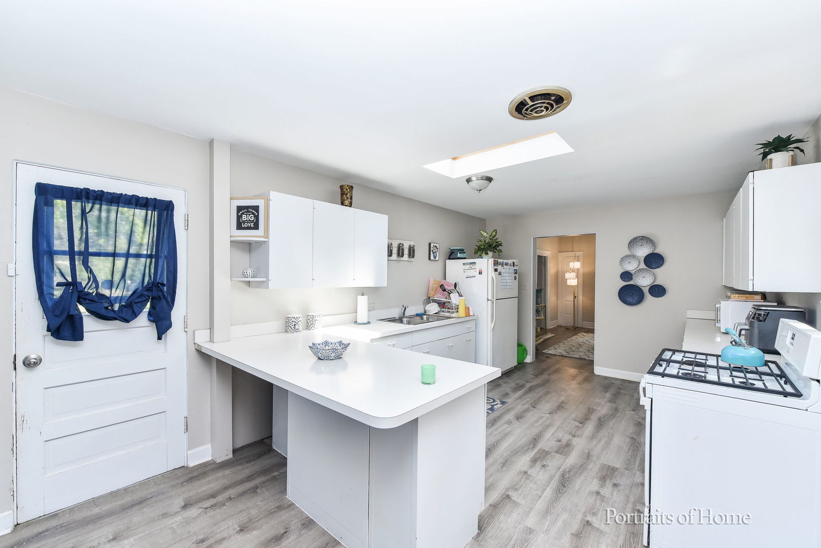 205 N Wright Street, Naperville, IL 60540