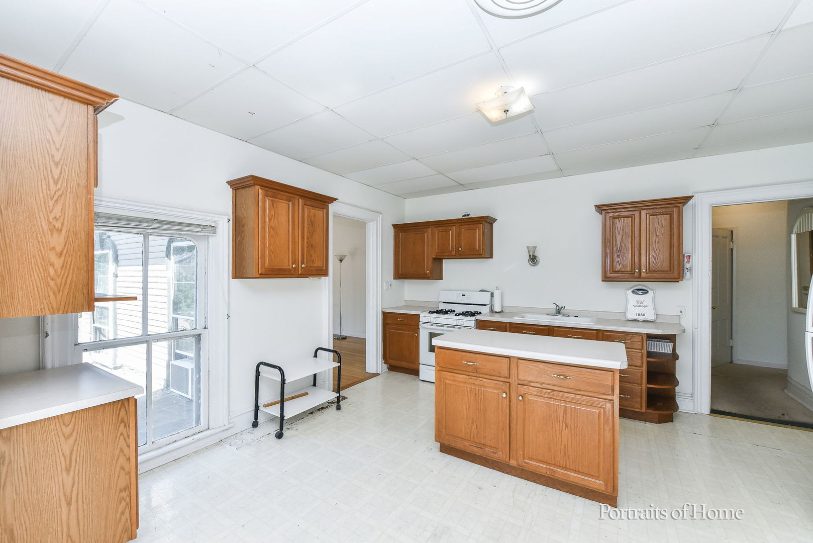 205 N Wright Street, Naperville, IL 60540